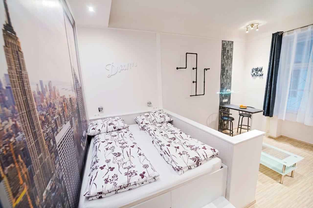 Free Parking, Quiet Design Flat In The Centre Apartment Budapest Ngoại thất bức ảnh