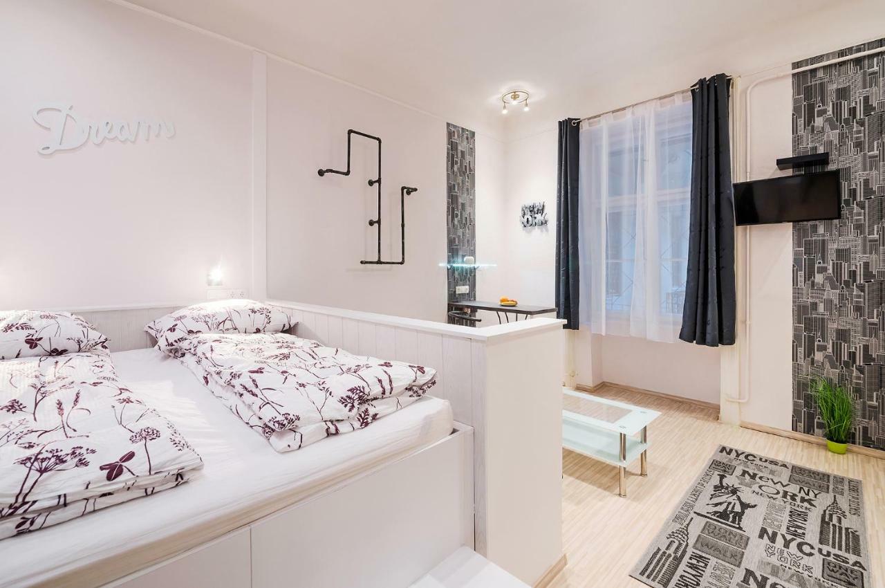 Free Parking, Quiet Design Flat In The Centre Apartment Budapest Ngoại thất bức ảnh